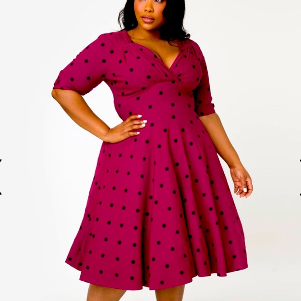 Unique Vintage Purple dress w/polka dots. Size 4x